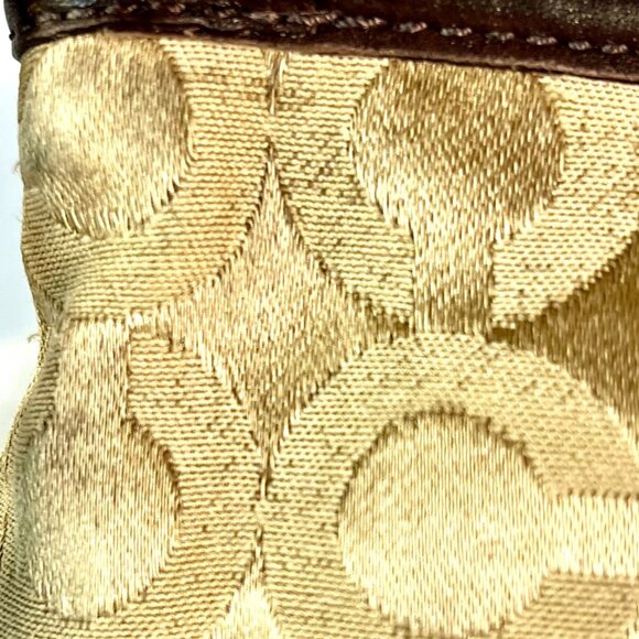 Coach Madison OP Art Sateen Lg Wristlet Signature Style #46638 - Picture 16 of 16